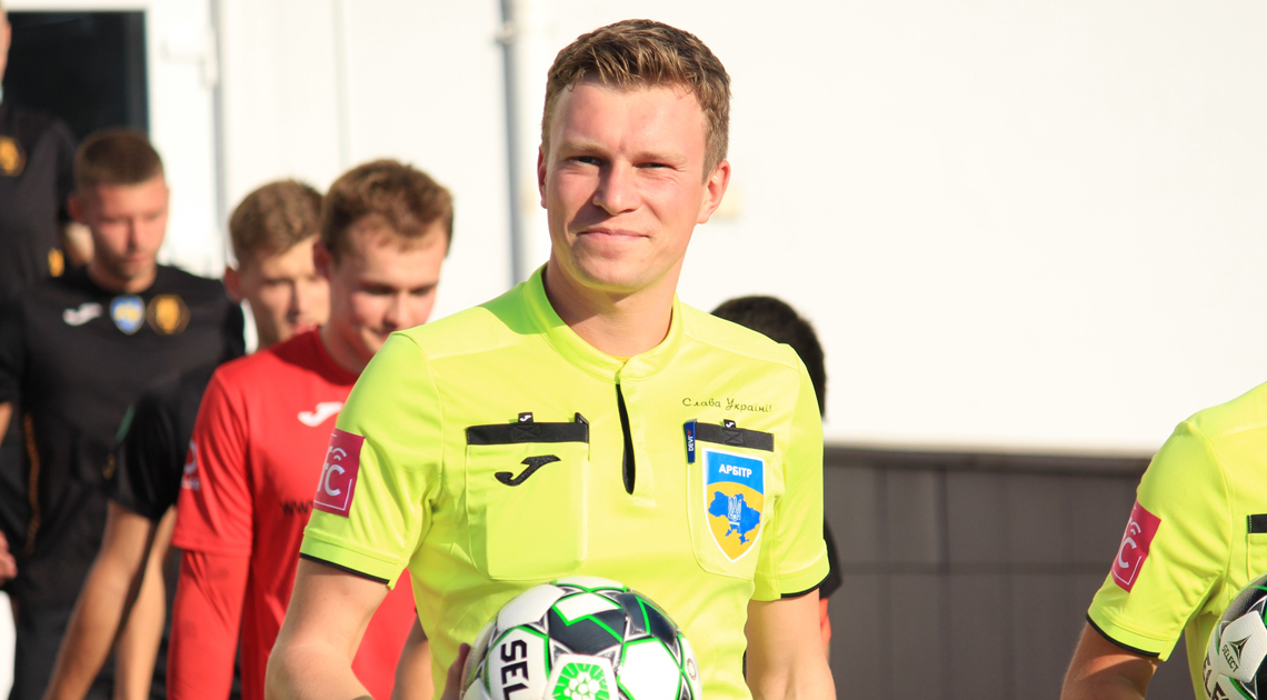 kalyonov_referee2.jpg